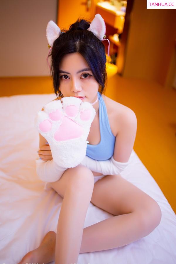 白甜  [XiuRen]高清写真图 2022.11.30 No.5929 白甜 美腿丰腴第79张图片